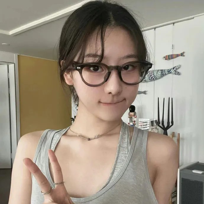 邻家怪男孩